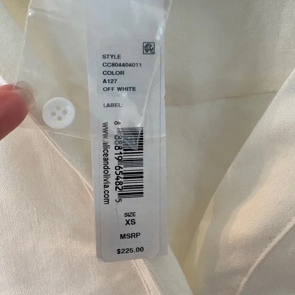 NWT-never worn-Alice + Olivia cropped Short sleeve Collared White Shirt - Picture 9 of 9